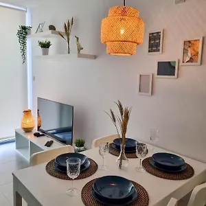 https://brand-new-massive-studio-e1-self-catering.es-andalucia.com